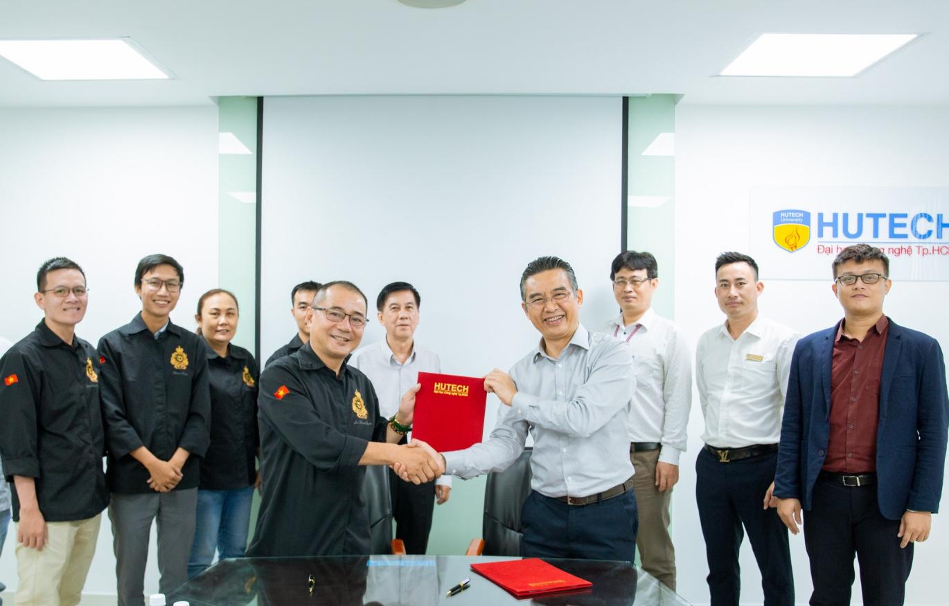 Hiệp hội Siêu đầu bếp thế giới tại Việt Nam hợp tác đào tạo với trường Đại học Công nghệ HUTECH - 1