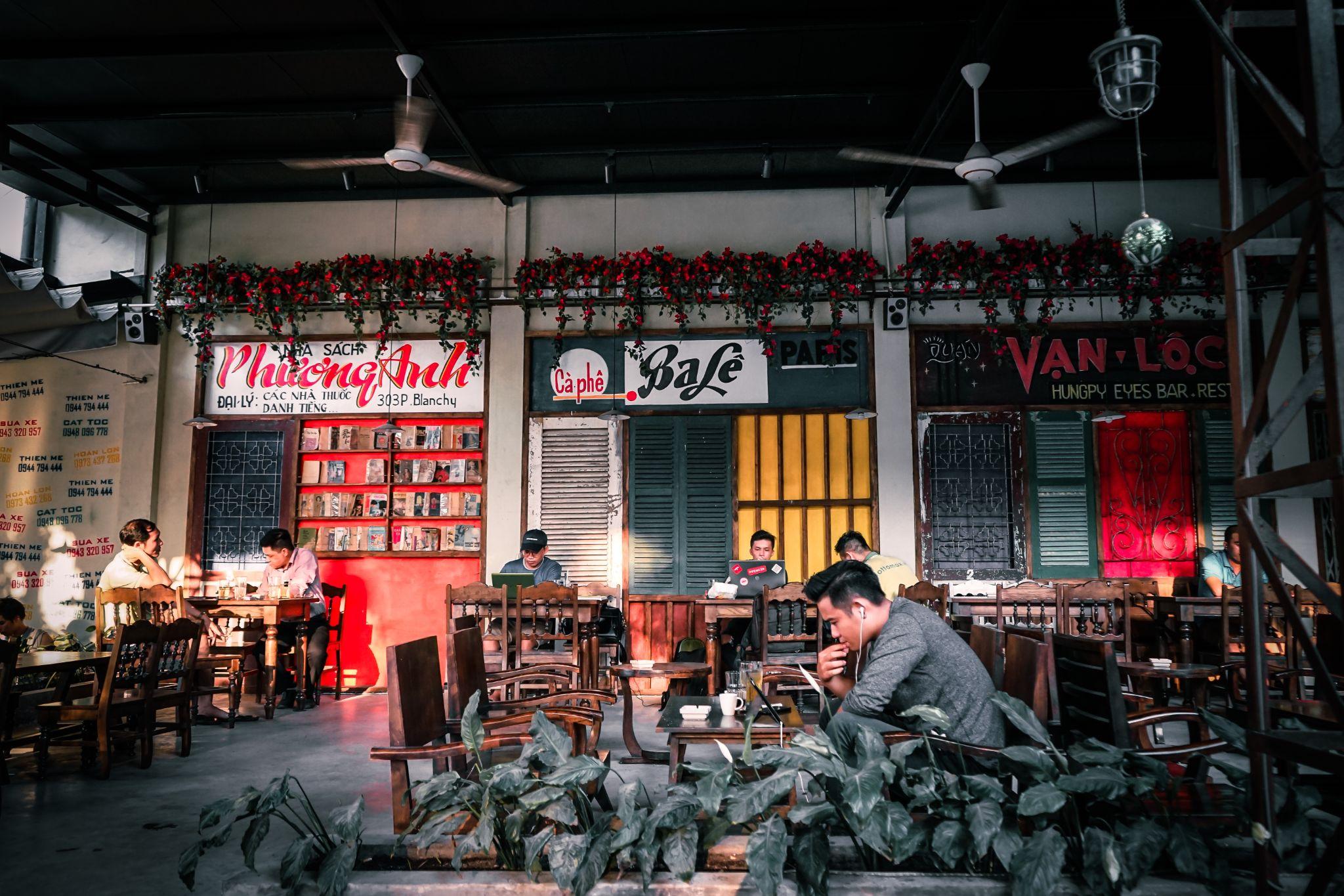 Sài Gòn… bánh mì, cà phê - 6