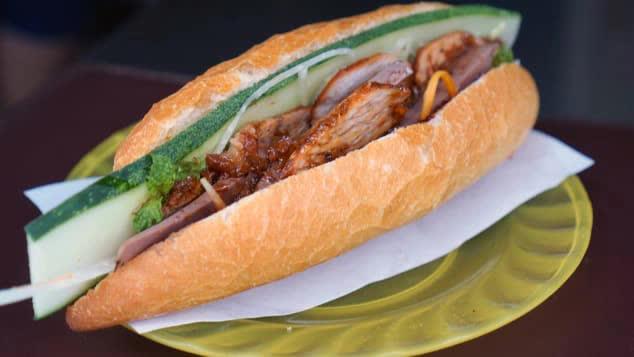Món ăn khiến phóng viên CNN đến Việt Nam nức nở khen ngon - 1