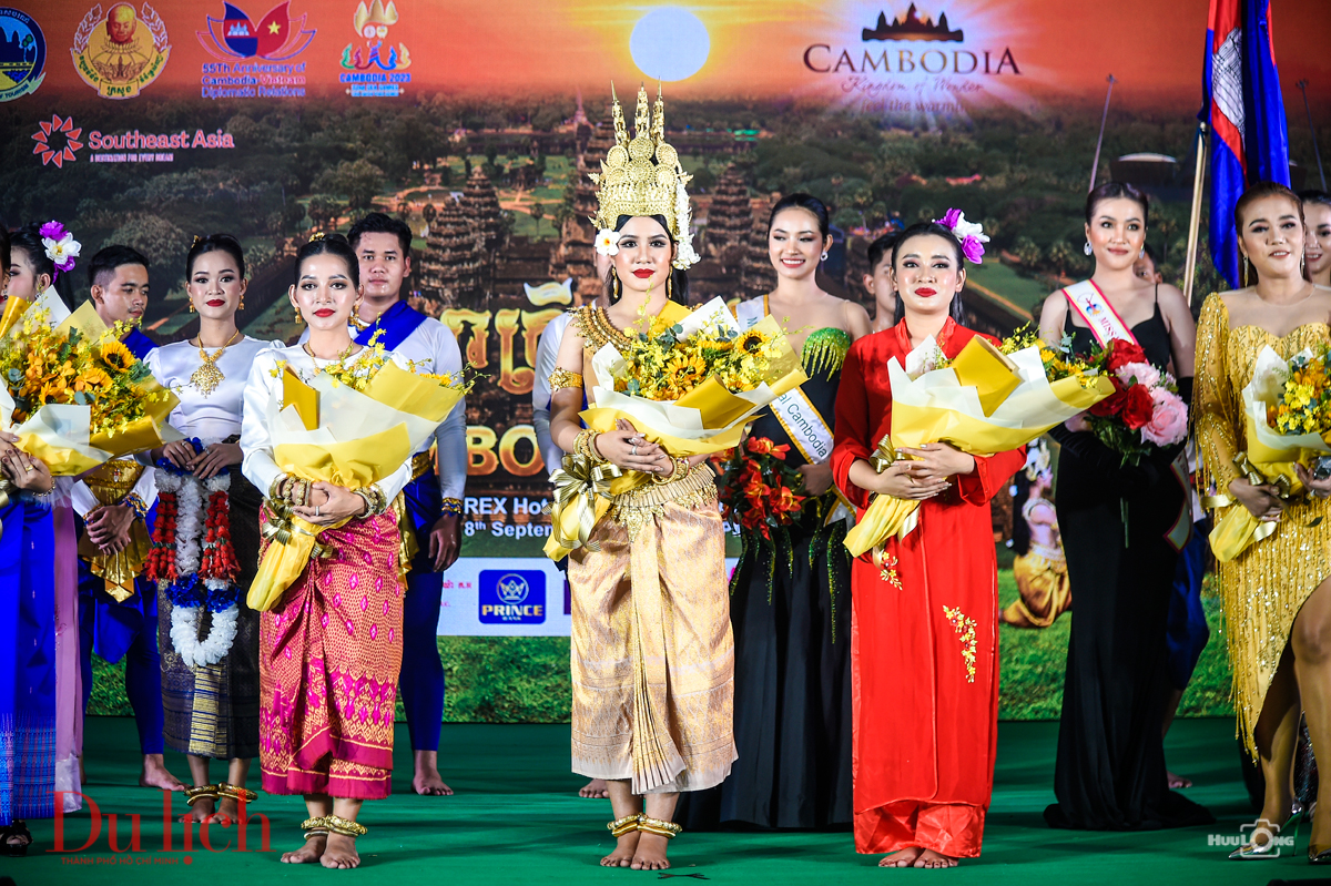 Đêm Campuchia thúc đẩy kết nối du lịch giữa 2 nước Campuchia và Việt Nam - 1