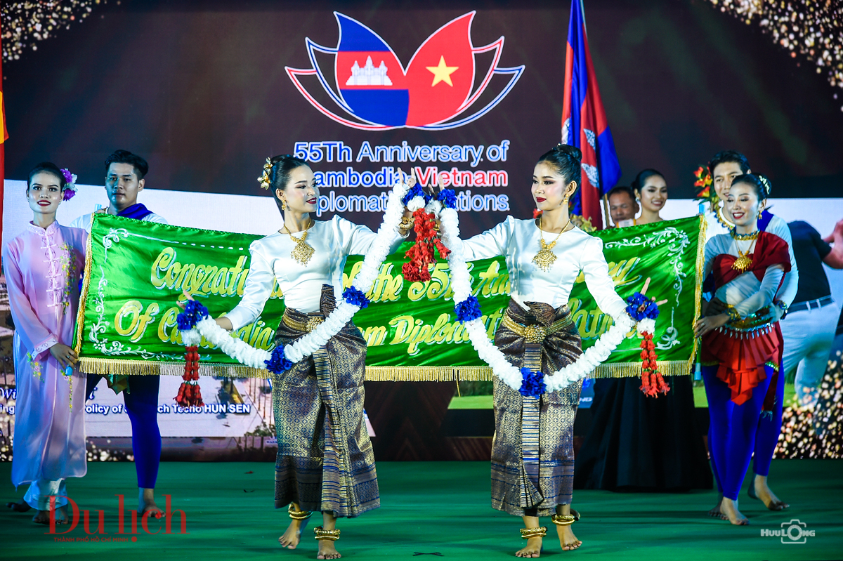 Đêm Campuchia thúc đẩy kết nối du lịch giữa 2 nước Campuchia và Việt Nam - 11