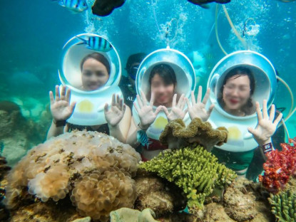 Chuyển động - Một số dịch vụ đi bộ dưới đáy biển ở Phú Quốc là hoạt động trái phép