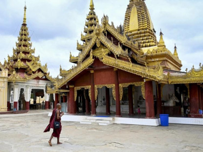 Chuyển động - Người dân Myanmar phải bán đất vì quá ít khách du lịch