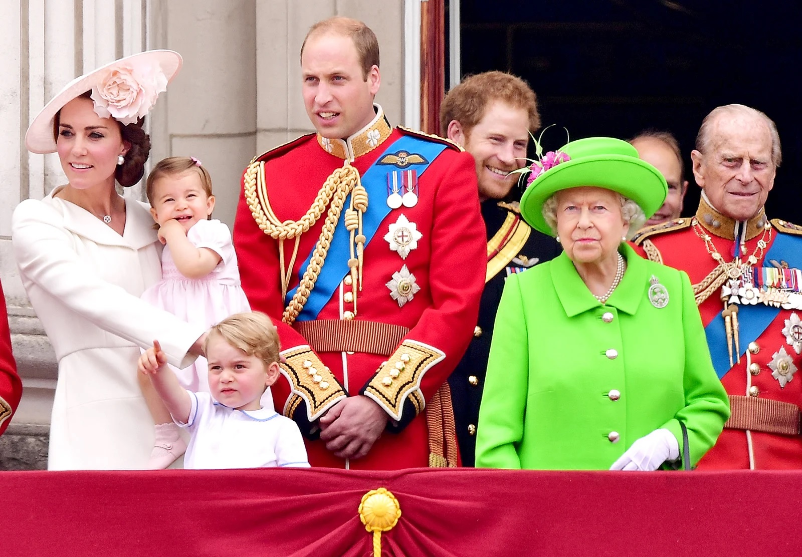 Gia đình hoàng gia Anh đã mang lại bao nhiêu giá trị cho du lịch? - 2