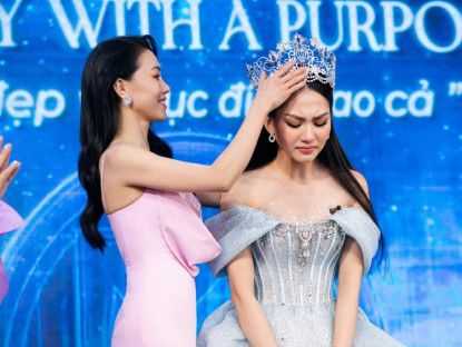 Giải trí - Hoa hậu Mai Phương bán vương miện với giá 3 tỷ đồng