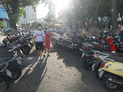 Chuyển động - Kiểm tra, chấm dứt hoạt động các điểm trông giữ xe trái phép ở Nha Trang