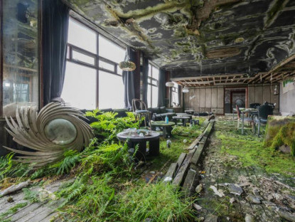 Bí ẩn bên trong khách sạn bỏ hoang ở Ireland