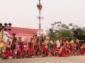 Lễ hội - Độc đáo lễ ăn mừng lúa mới của người Ca Dong