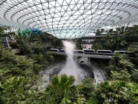  - Singapore mở "siêu" nhà ga hiện đại tại sân bay Changi