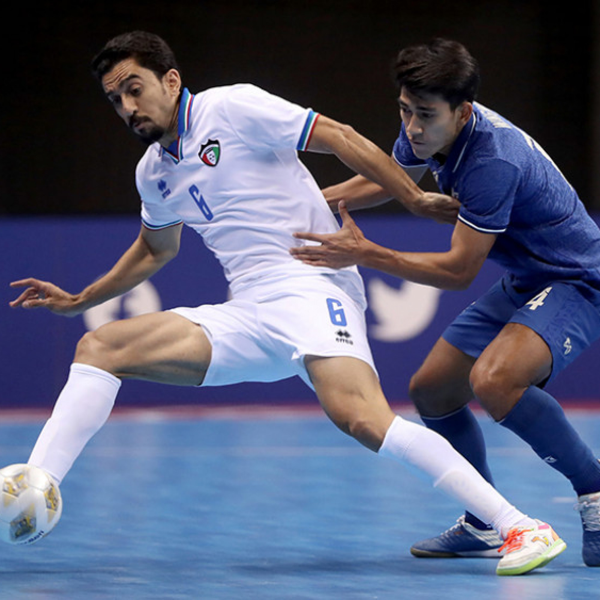  - Video bóng đá Thái Lan - Kuwait: Siêu phẩm mở điểm, rượt đuổi 4 bàn kịch tính (Futsal châu Á)