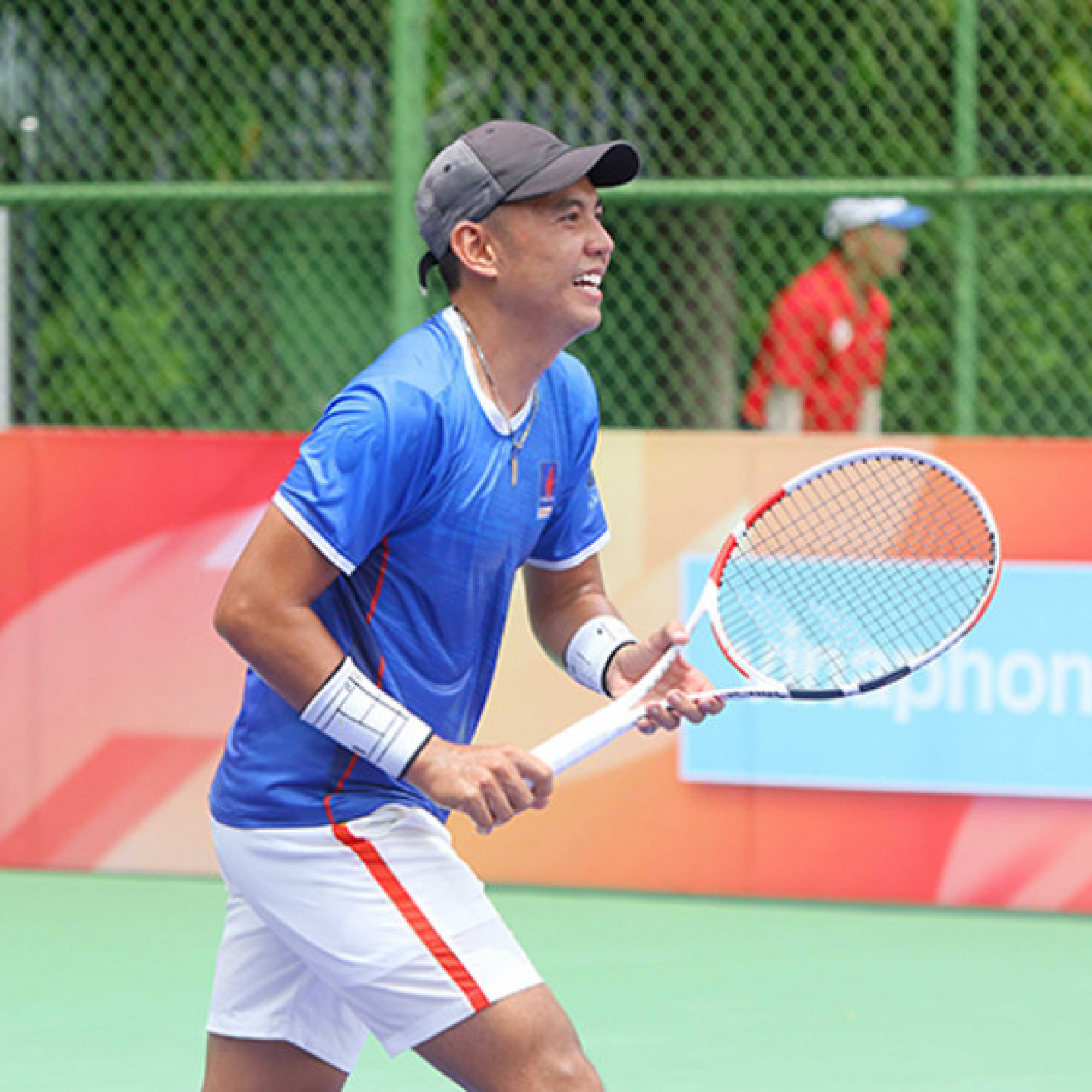 Hoàng Nam thắng tay vợt Nhật Bản, vào bán kết giải quần vợt nhà nghề Tây Ninh