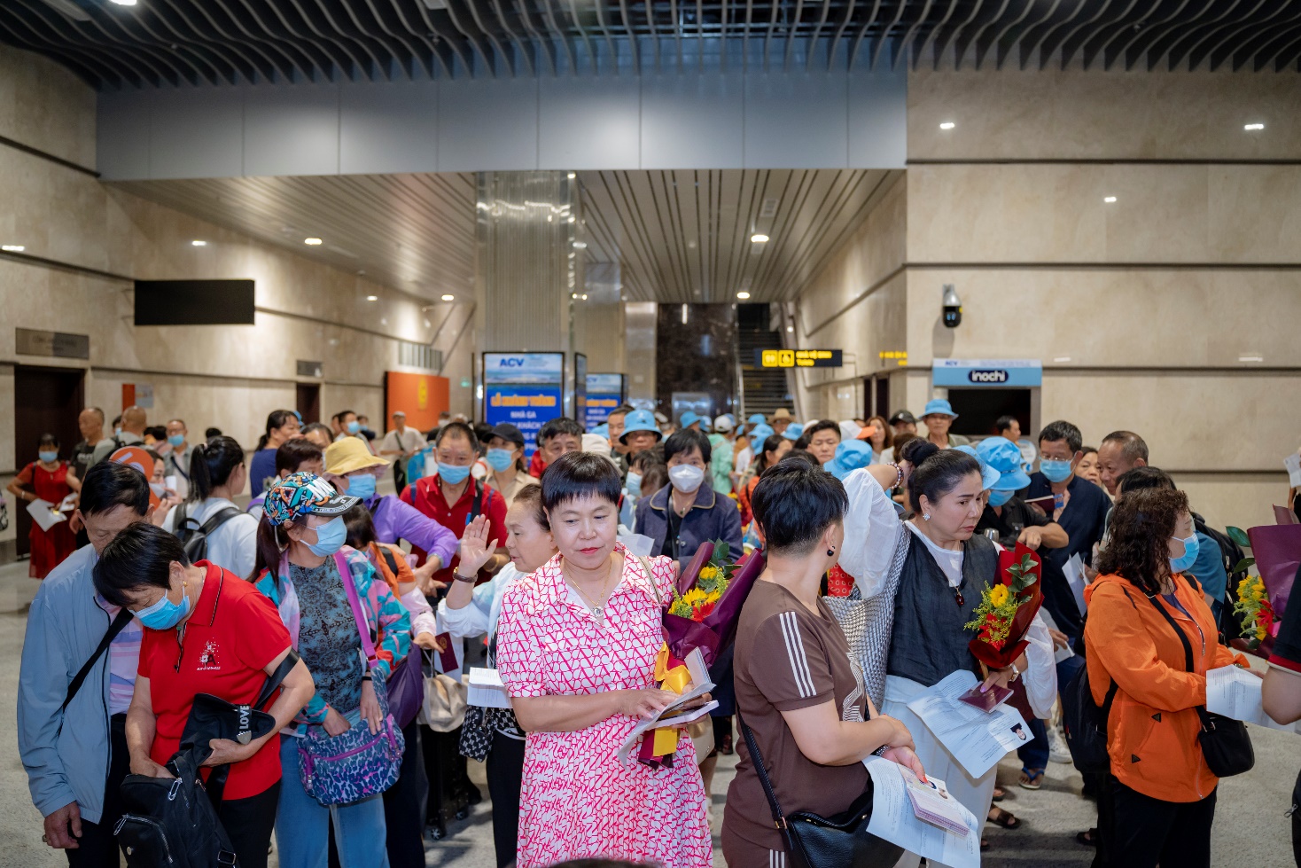 Đón chuyến bay quốc tế đầu tiên đến Nhà ga T2 - Cảng Hàng không quốc tế Phú Bài - 11