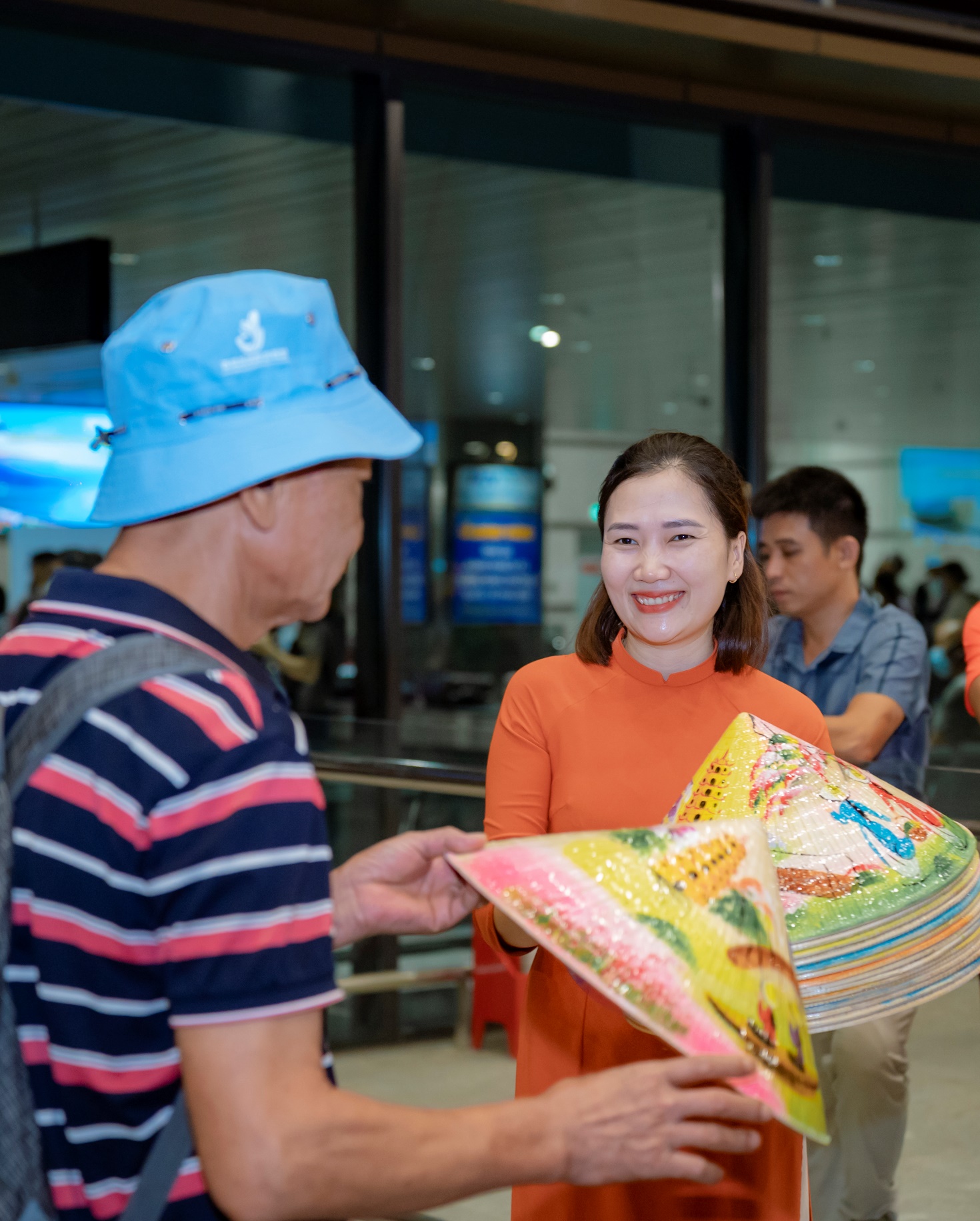 Đón chuyến bay quốc tế đầu tiên đến Nhà ga T2 - Cảng Hàng không quốc tế Phú Bài - 7