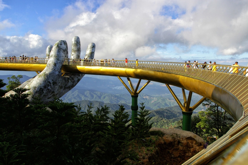 Cầu Vàng lọt top cây cầu biểu tượng nhất thế giới - 6