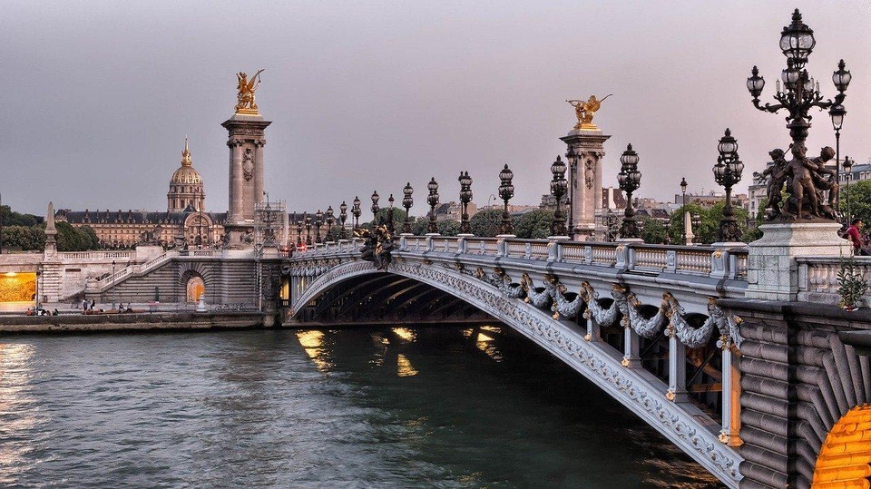 Cầu Vàng lọt top cây cầu biểu tượng nhất thế giới - 2