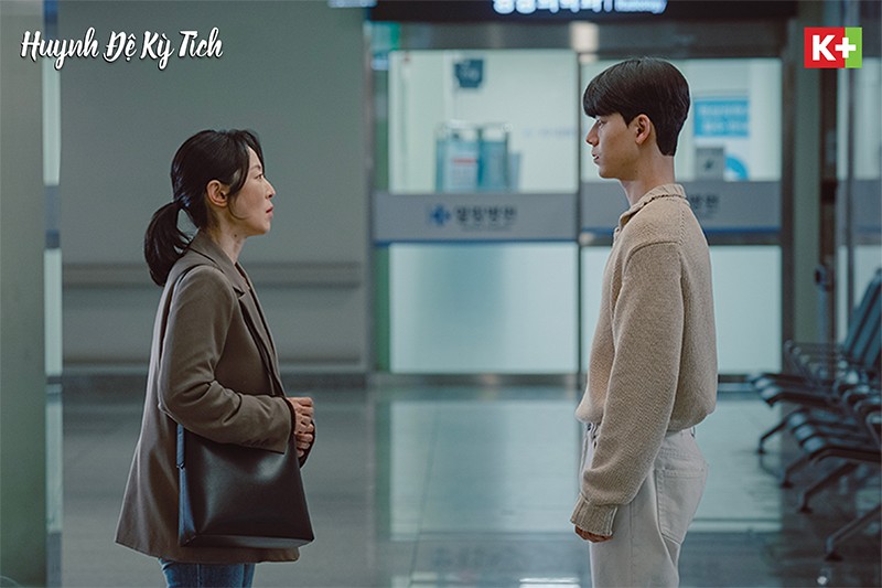 Hai K-drama xuyên không cuốn nhất hiện tại trên K+ - 4