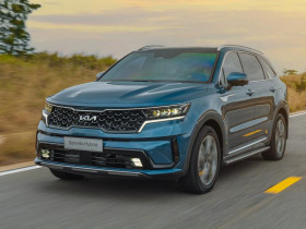 THACO AUTO công bố giá bán mới và tăng ưu đãi cho các dòng xe Kia và Mazda