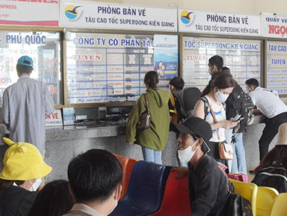 Chuyện hay - Tàu du lịch ở Kiên Giang hoạt động trở lại