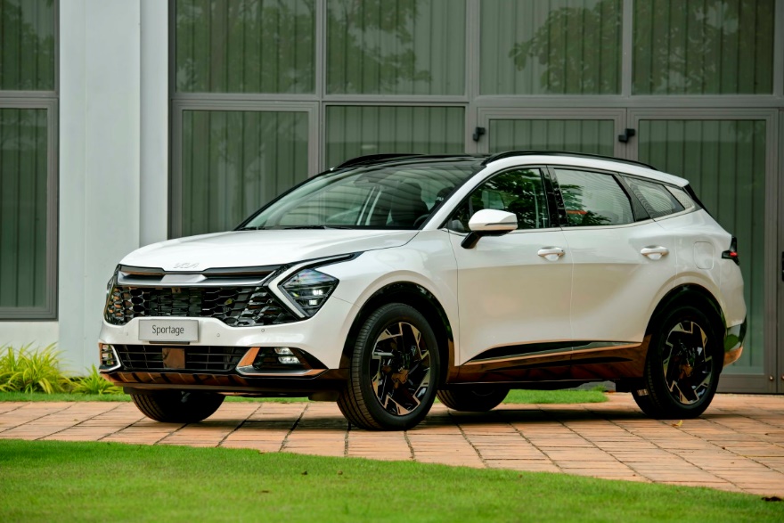 THACO AUTO công bố giá bán mới và tăng ưu đãi cho các dòng xe Kia và Mazda - 2