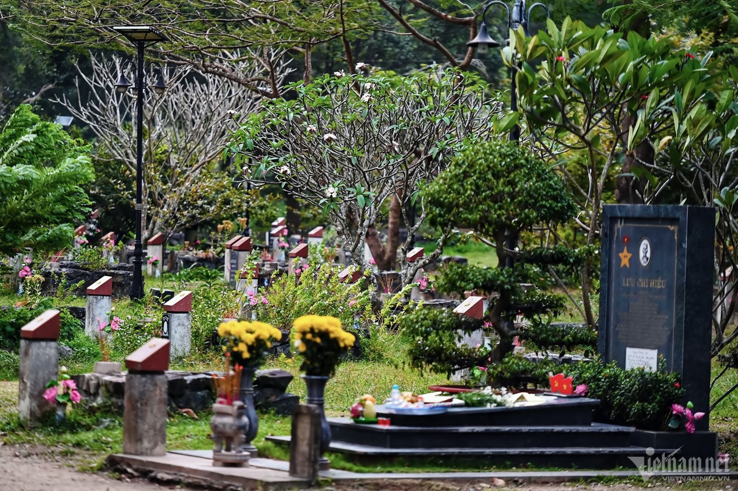 Bên trong nghĩa trang Hàng Dương ở Côn Đảo - 13