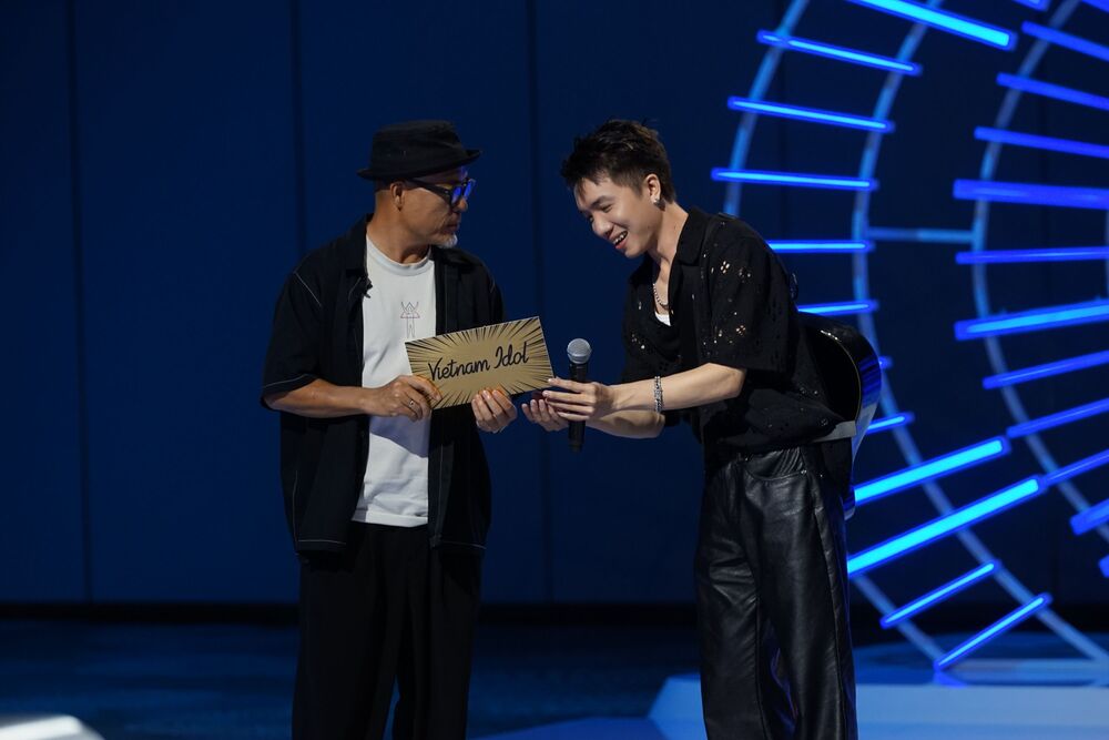 Mỹ Tâm bất ngờ rời ghế "nóng", ra quyết định chưa từng có ở Vietnam Idol - 3