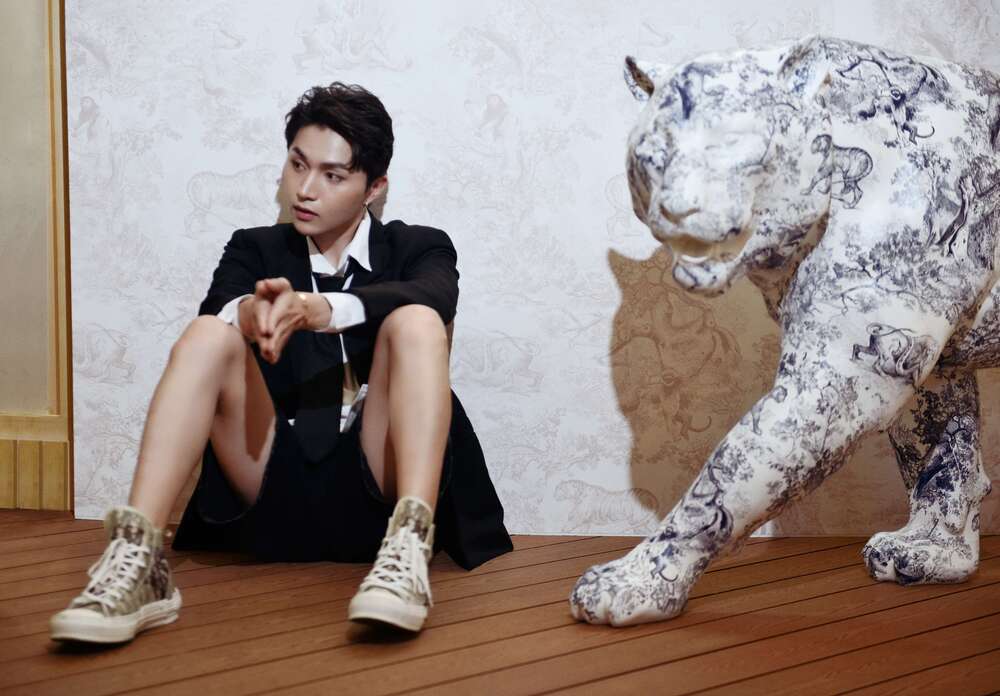 Min Hin khoe vẻ điển trai, nam tính tại sự kiện Dior - 1