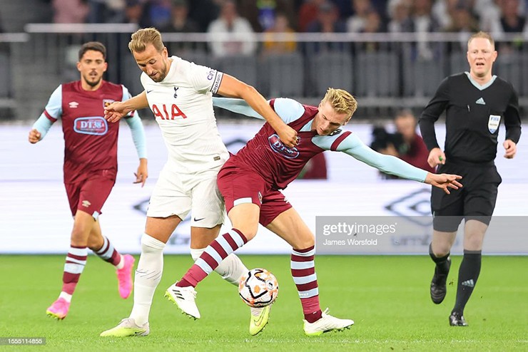 Ông chủ Tottenham &#34;quay xe&#34; hối thúc bán Kane, Bayern muốn trao hợp đồng khủng - 1