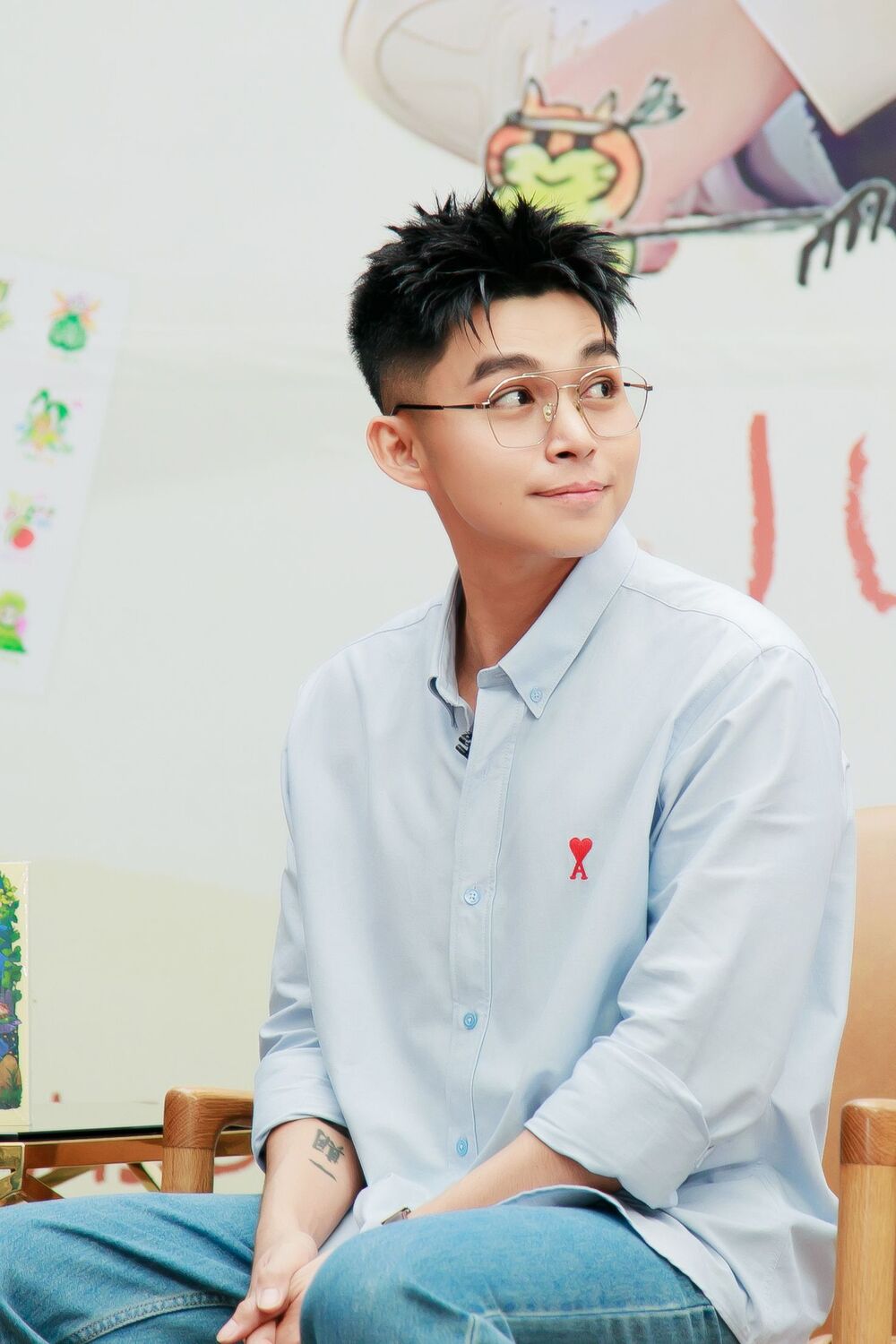 Jun Phạm nói gì khi cuốn sách mới "cháy hàng" chỉ sau 1 ngày phát hành? - 2