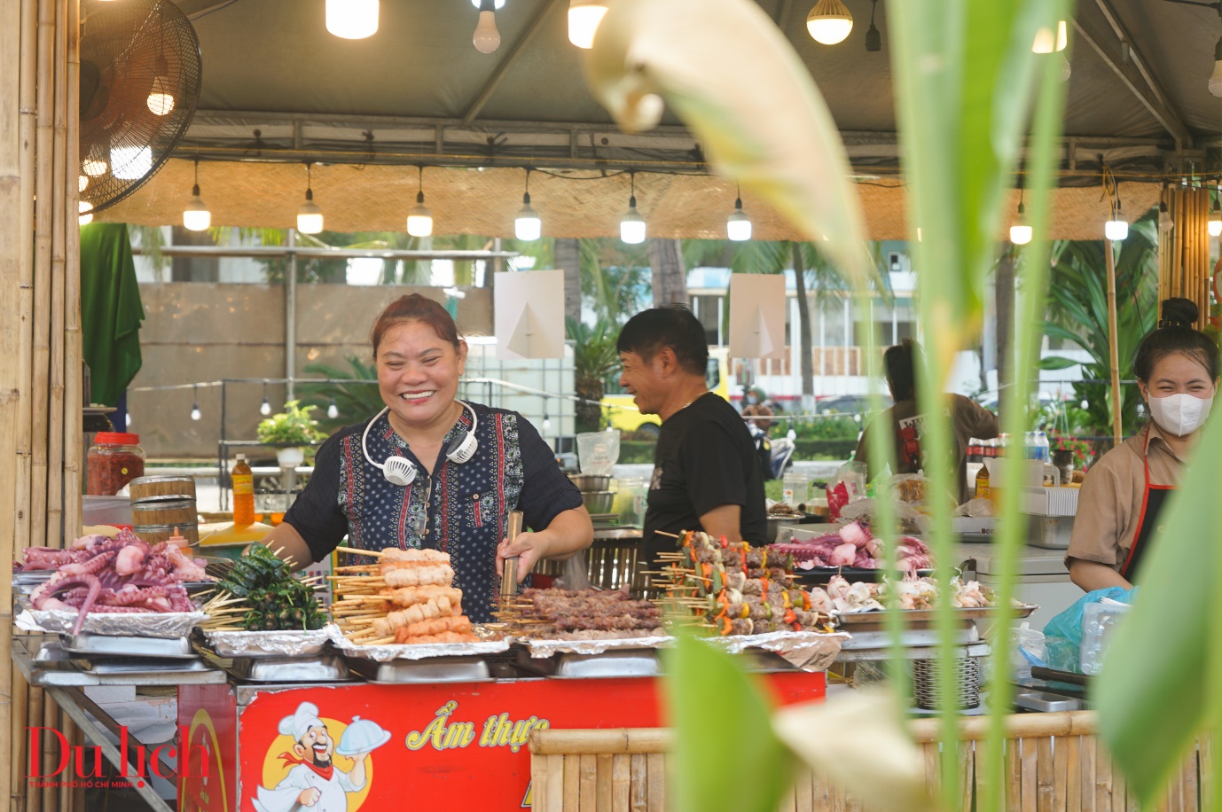 Thưởng thức ẩm thực Việt Nam và quốc tế tại Lễ hội Enjoy Danang 2023 - 2