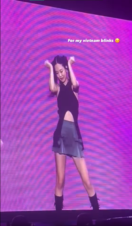 Staff tại concert Born Pink Hà Nội tiết lộ “bí mật” về các cô gái BLACKPINK phía sau hậu đài - 4