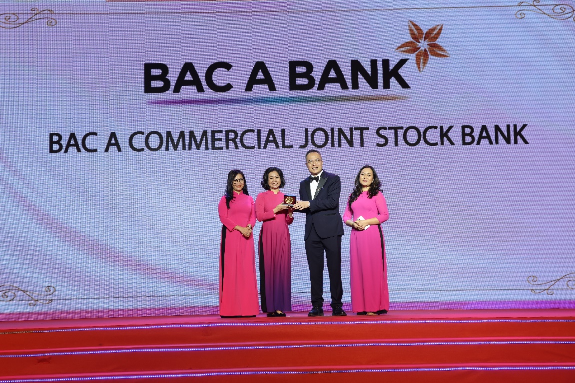 Bac A Bank giành hai giải thưởng về quản trị nhân sự - 2