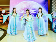 Mỹ vị tinh hoa bánh trung thu trà Long Tĩnh Sheraton