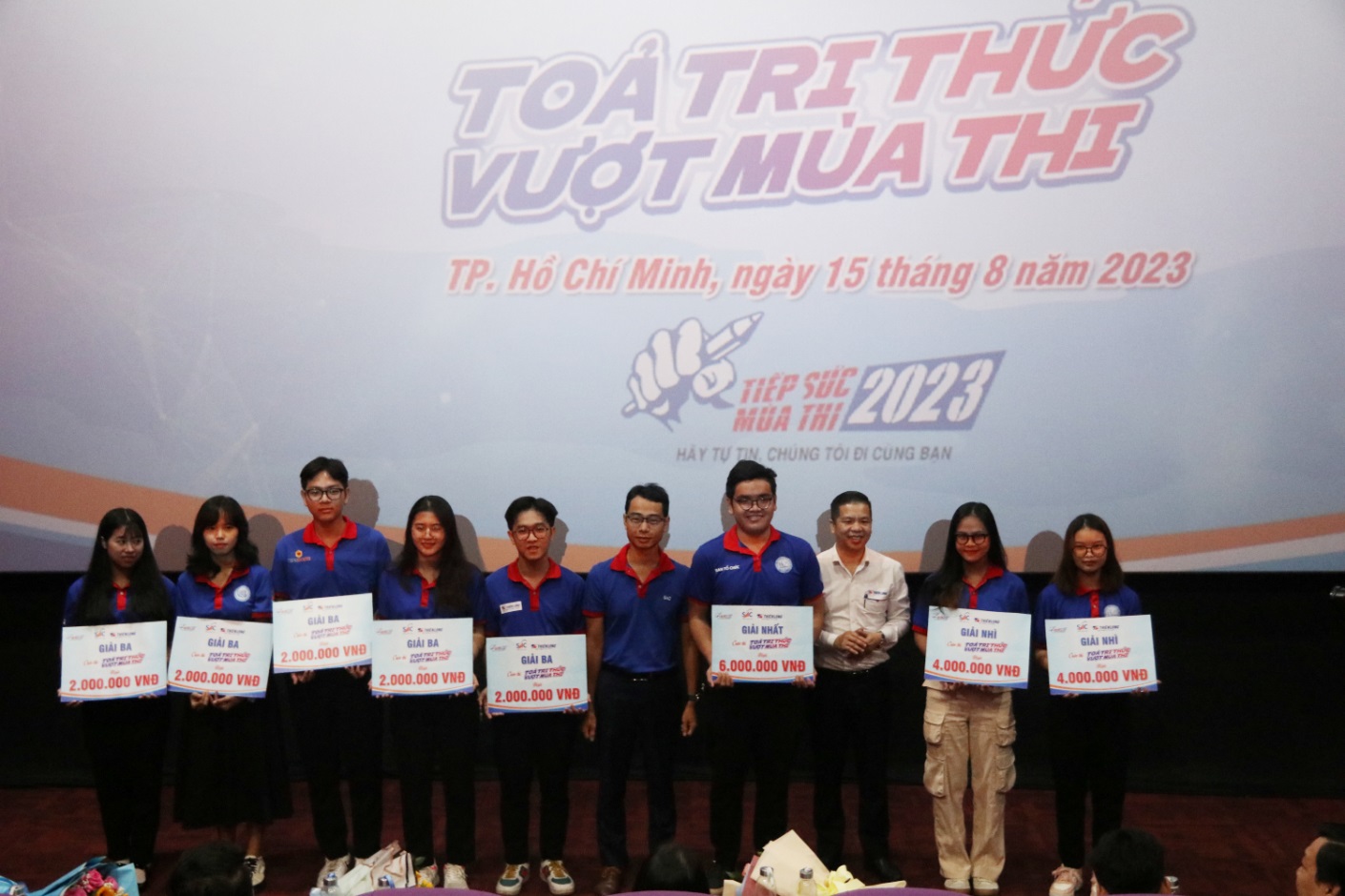 Triệu trái tim hòa nhịp cùng sĩ tử - 2