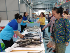 Vũng Tàu có chợ hải sản dành cho khách du lịch