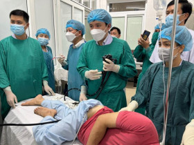 Chuyển giao kỹ thuật nội soi cho các bệnh viện ở Hà Tĩnh