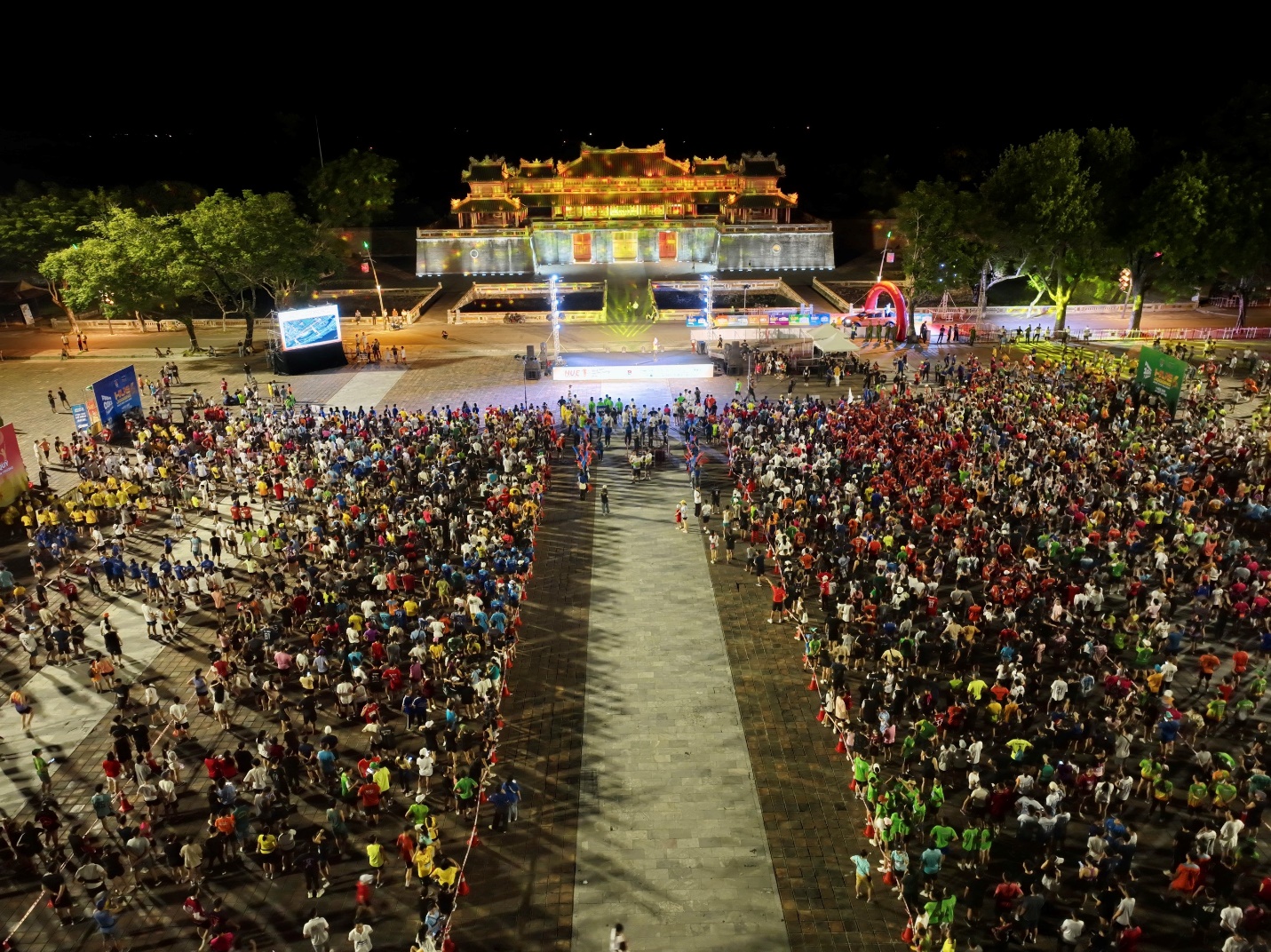 Hơn vạn người tham gia giải chạy ‘Hue jogging - cùng chạy vì cộng đồng’ - 1