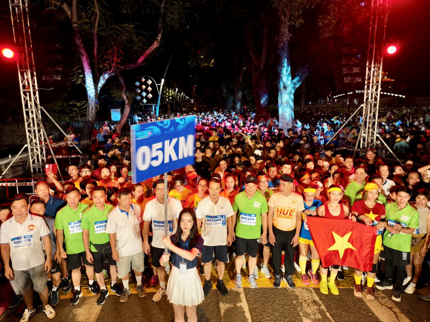 Hơn vạn người tham gia giải chạy ‘Hue jogging - cùng chạy vì cộng đồng’ - 7