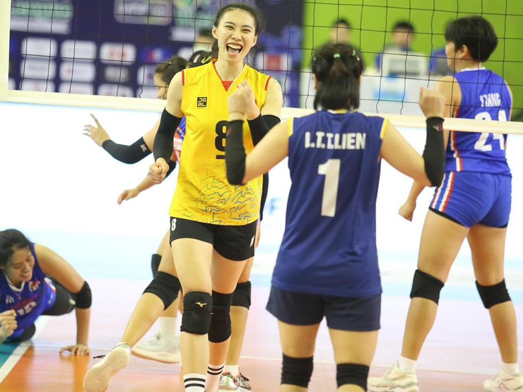 Libero Thanh Liên và ĐT bóng chuyền nữ Việt Nam 2 gây sốt, ĐT Việt Nam 1 thắng dễ - 2