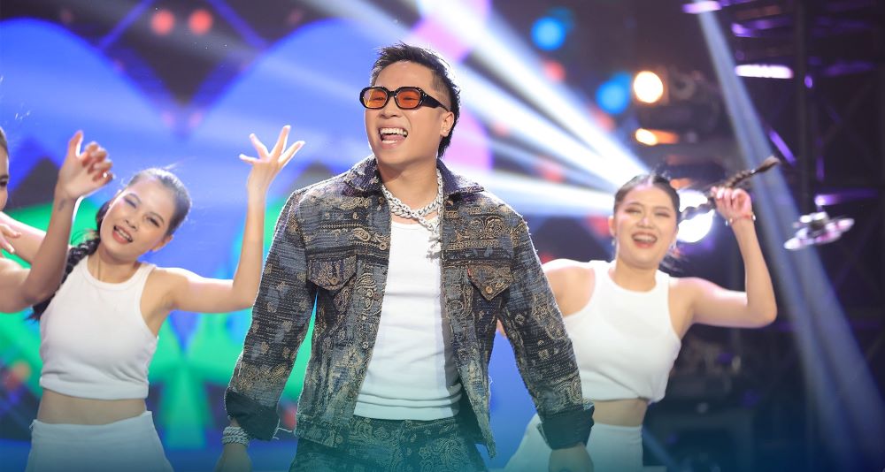 Về team Thái VG, Yuno BigBoi được Suboi dự đoán là nhà vô địch, được Big Daddy ví như Đen Vâu thứ 2 - 3