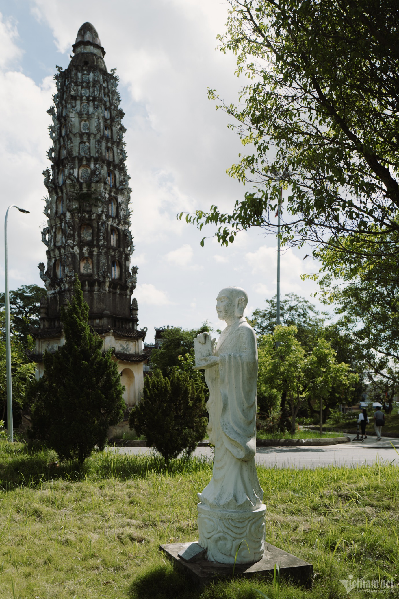 Ngọn tháp 'chín tầng trời' trong ngôi chùa thiêng nổi tiếng Nam Định - 11