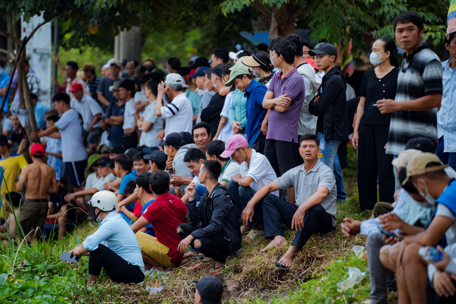 Về cầu ngói Thanh Toàn, xem đua ghe trên sông Như Ý - 9