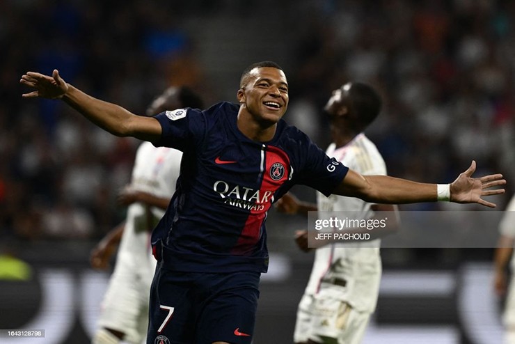 Kết quả bóng đá Lyon - PSG: Mbappe rực sáng, an bài ngay từ hiệp một (Ligue 1) - 1