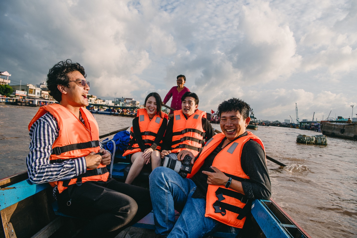 Diễn viên Quốc Trường khám phá chợ nổi Cái Răng: Nét đẹp độc đáo của miền Tây - 1