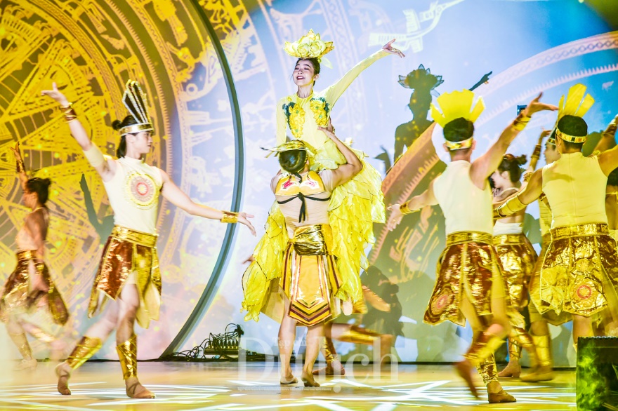 Ấn tượng "Đêm Việt Nam" mở màn Hội chợ Du lịch Quốc tế TP.HCM 2023 - 1