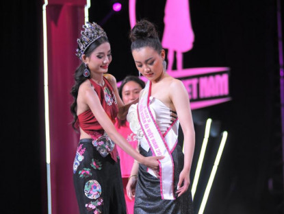 Giải trí - Hoa hậu Nguyễn Thanh Hà nói về tranh cãi khi chấm thi nhan sắc ở tuổi 19