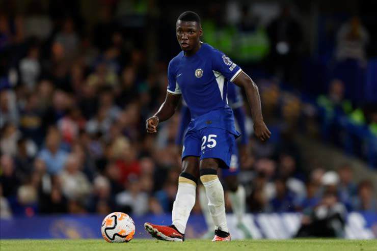 MU - Chelsea lại mất SAO vì chấn thương, mỗi đội vắng cả chục người - 2