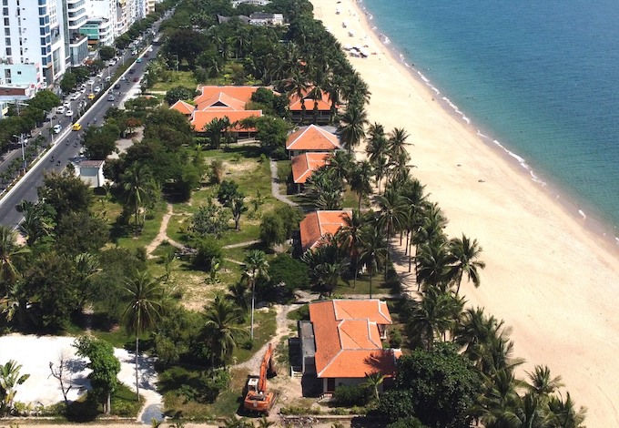 Nha Trang tháo dỡ, cải tạo resort Ana Mandara thành “ngôi làng biển” - 3