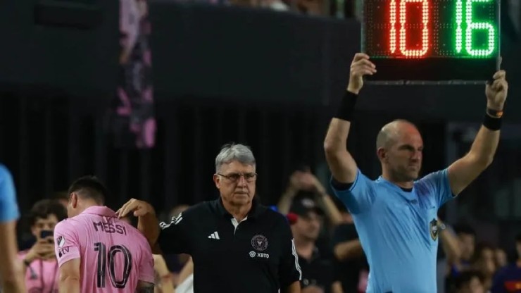 Diễn biến mới chấn thương của Messi: Siêu sao bỏ tập, Inter Miami lo lắng - 1