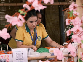  - “Hội chợ du lịch” của những “sứ giả văn hoá dân tộc”