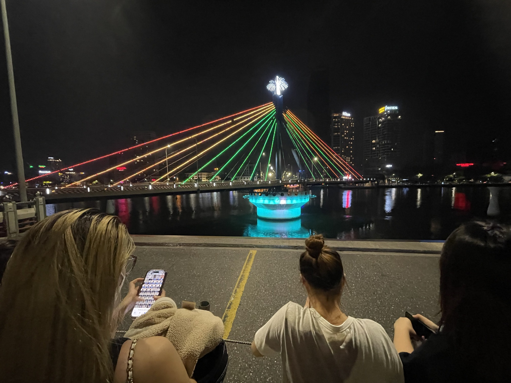 Du lịch Đà Nẵng qua những cây cầu độc đáo - 4